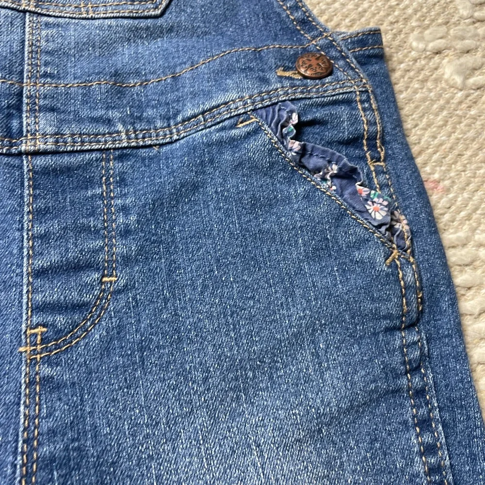 OshKosh B'Gosh Baby Denim Overalls Small Daisy Detail Medium Wash 24 Months
